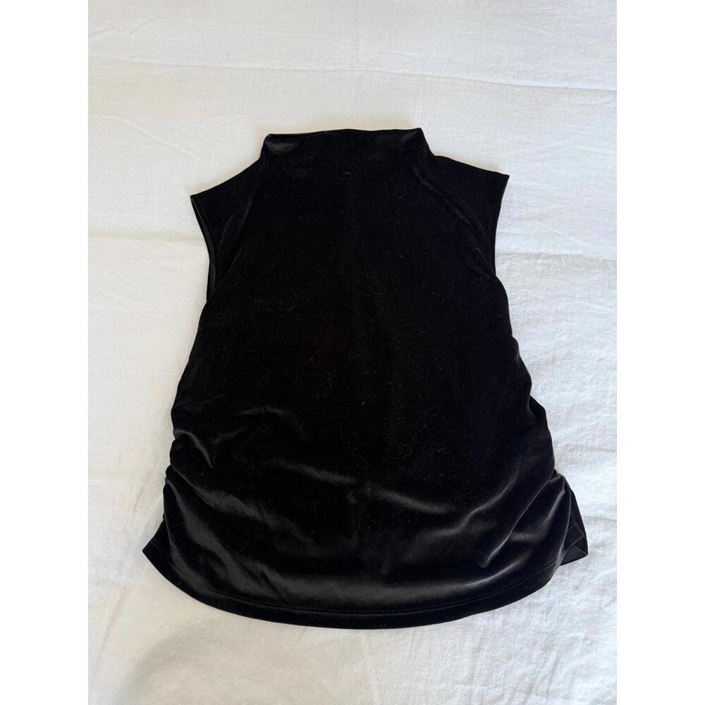 a new day black velour top Size L